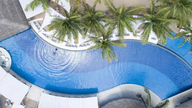 C Beach Club