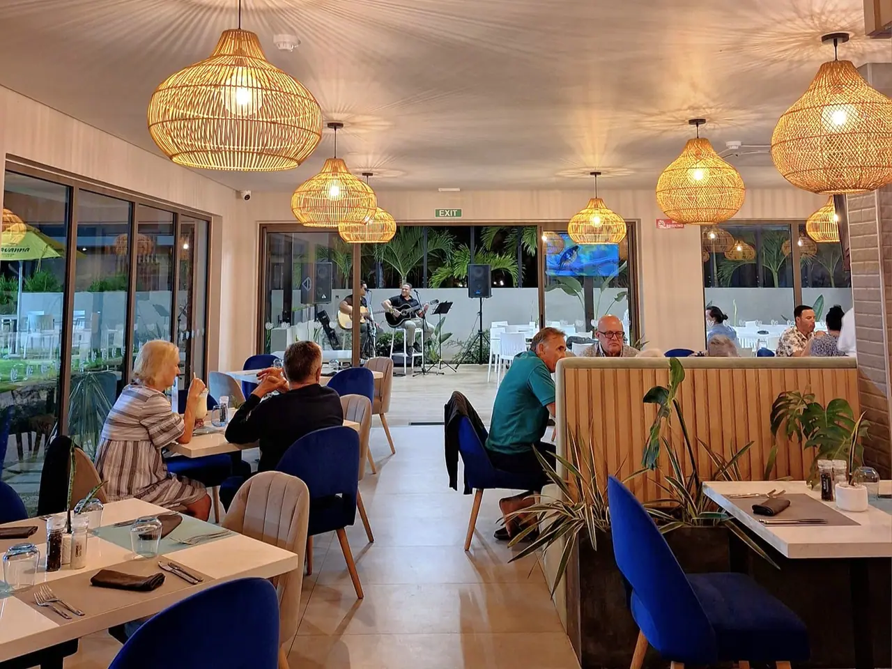 Da Terra Restaurant & Café