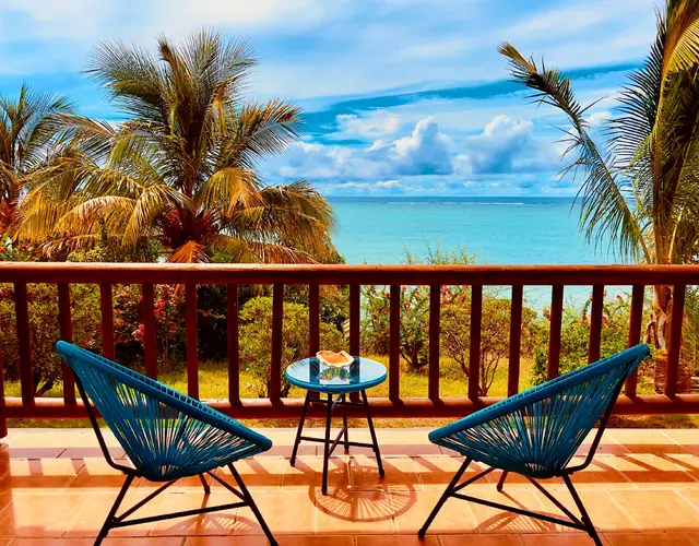 Eden Bay photo 3