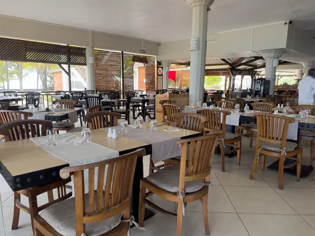 Le Peninsula Bay Beach Resort & Spa photo 3