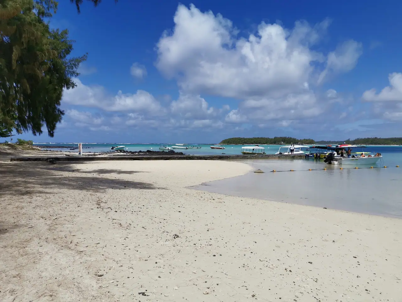 Diving and Snorkelling in Mauritius by Coast